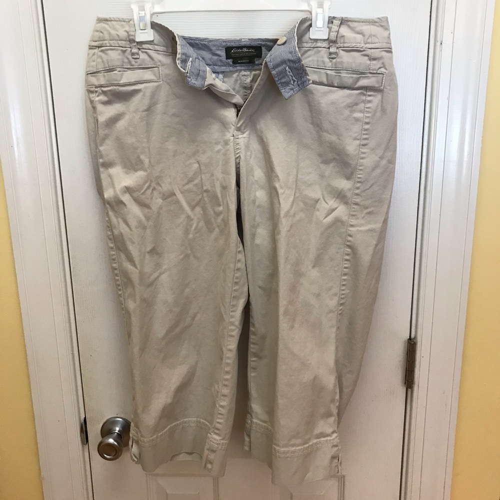 Cropped kaki pants
